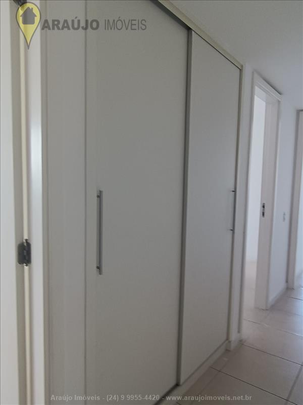 Apartamento para Alugar no Comercial em Resende