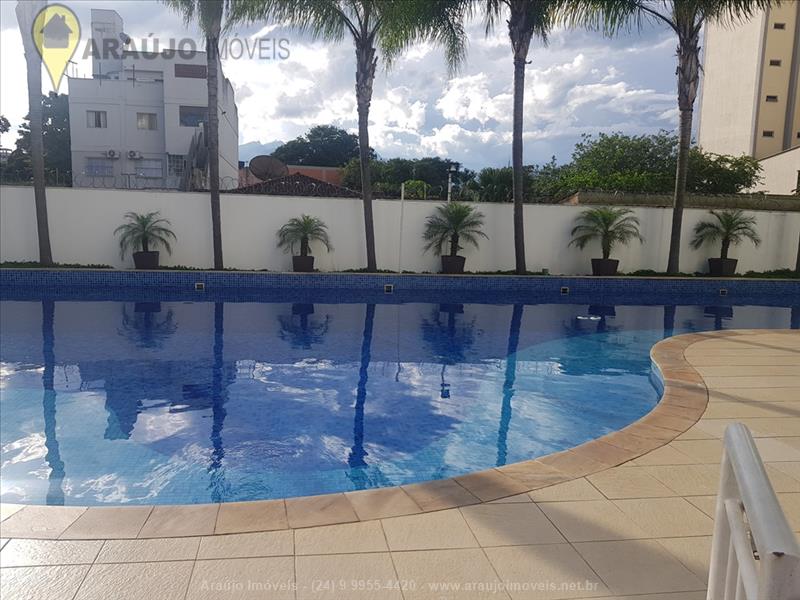 Apartamento para Alugar no Comercial em Resende