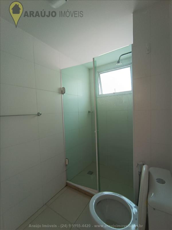 Apartamento para Alugar no Comercial em Resende