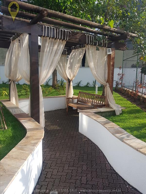 Apartamento para Alugar no Comercial em Resende