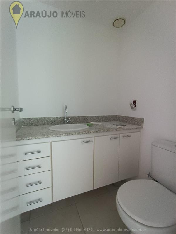 Apartamento para Alugar no Comercial em Resende