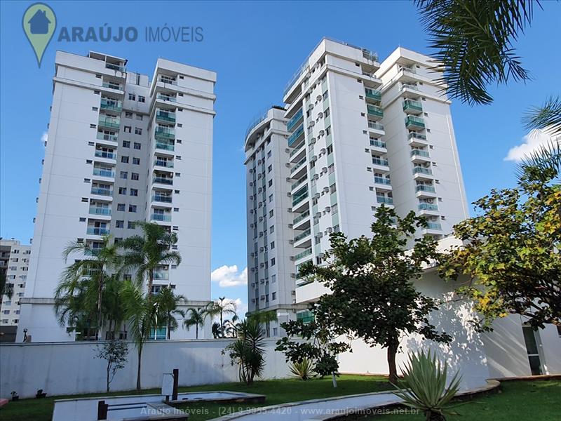 Apartamento para Alugar no Comercial em Resende