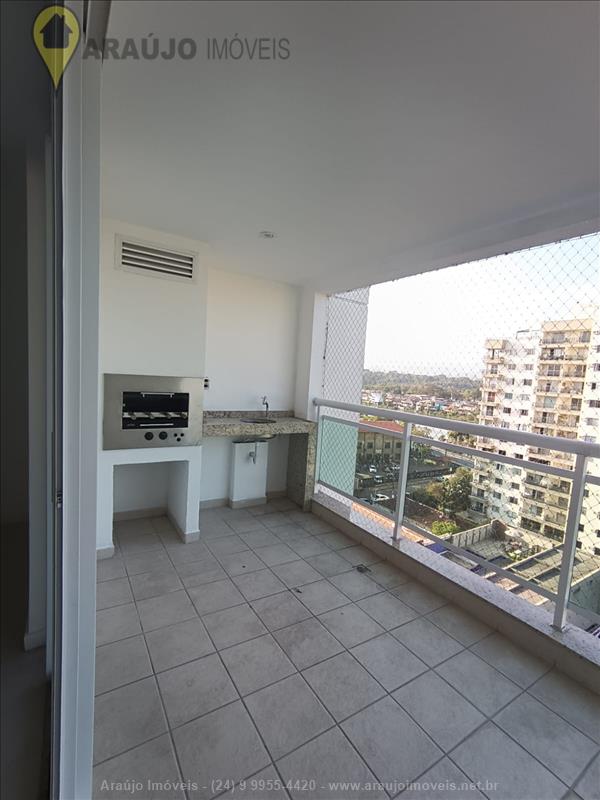 Apartamento para Alugar no Comercial em Resende