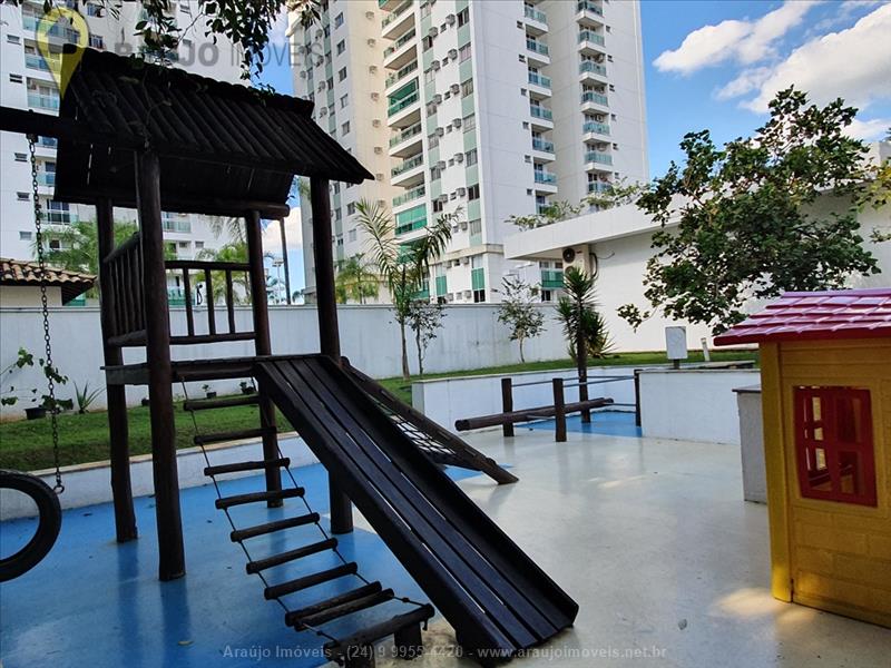 Apartamento para Alugar no Comercial em Resende