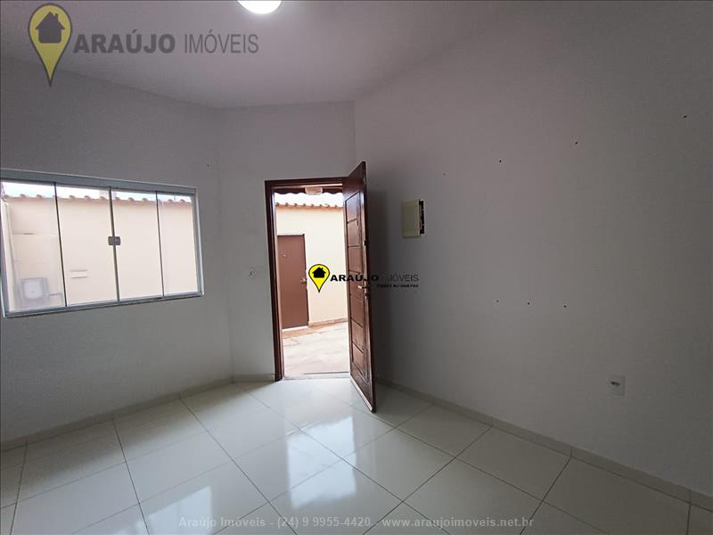 Casa para Alugar no Monet em Resende