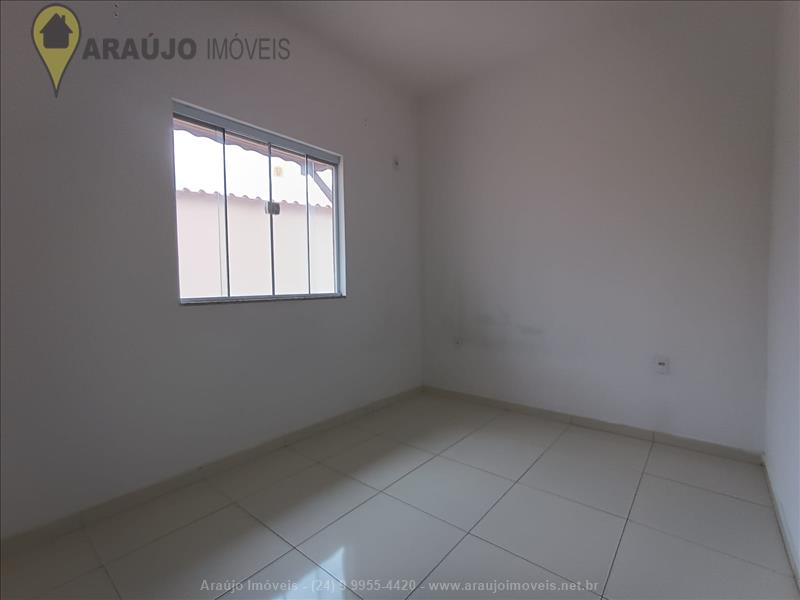 Casa para Alugar no Monet em Resende