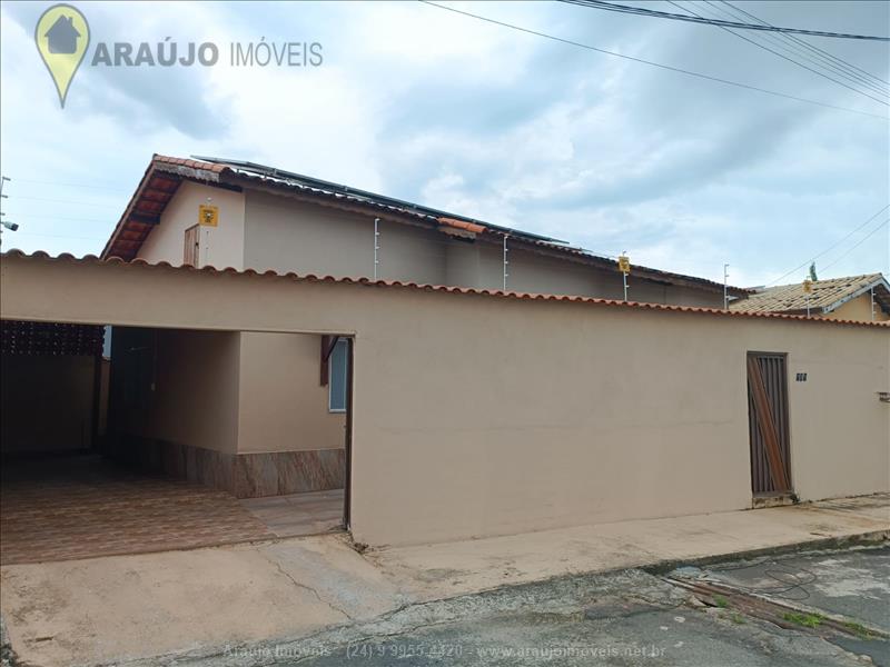 Casa para Alugar no Monet em Resende