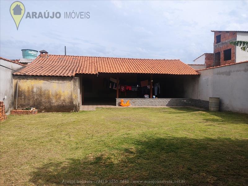 Casa para Alugar no Campo Alegre em Itatiaia