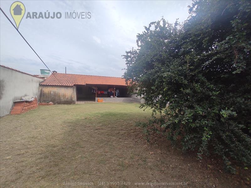 Casa para Alugar no Campo Alegre em Itatiaia