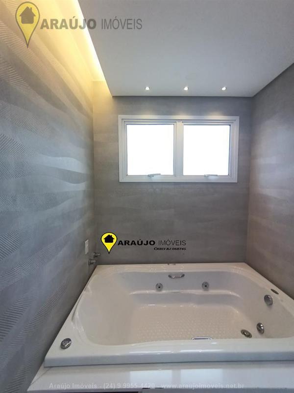 Apartamento Duplex a Venda no Jardim Jalisco em Resende