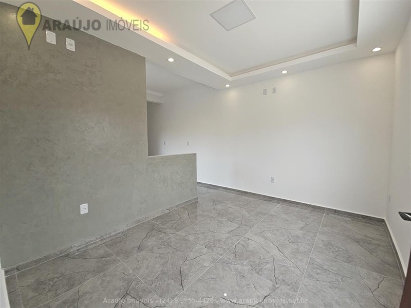 Casa a Venda no Jardim Aliança II em Resende