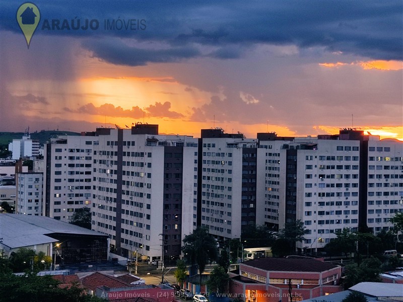 Cobertura a Venda no Jardim Jalisco em Resende