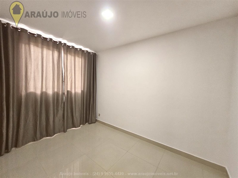 Apartamento para Alugar no Alegria em Resende