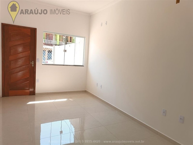 Casa a Venda no Morada do Contorno em Resende