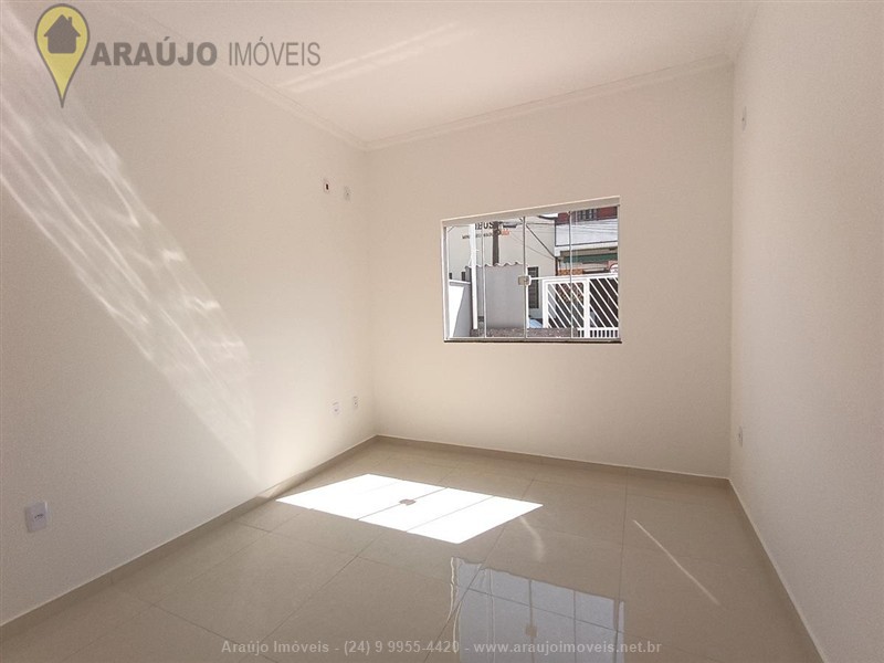 Casa a Venda no Morada do Contorno em Resende