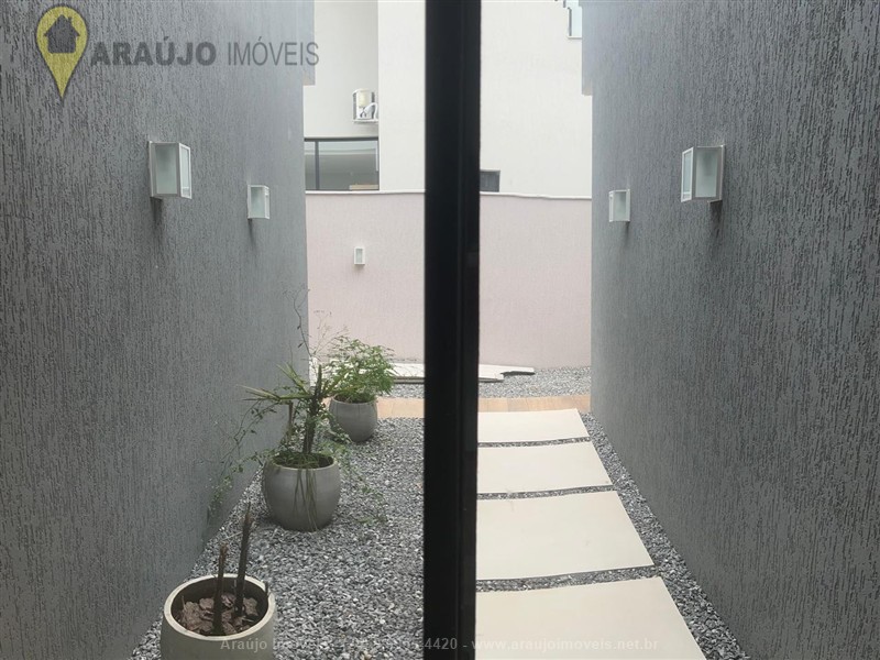 Casa em condomínio a Venda no Parque Ipiranga em Resende