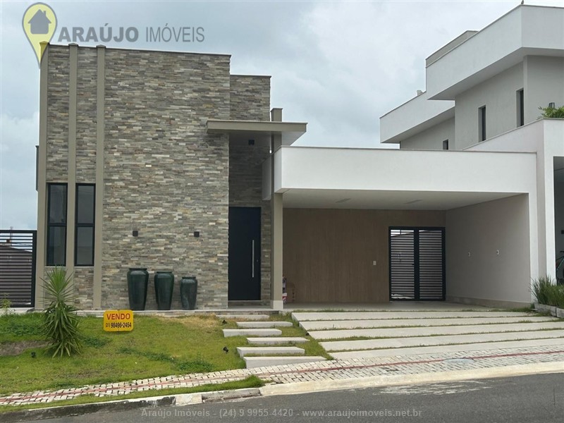 Casa em condomínio a Venda no Parque Ipiranga em Resende
