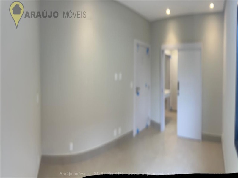 Casa em condomínio a Venda no Parque Ipiranga em Resende