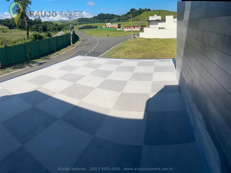 Casa em condomínio a Venda no Parque Ipiranga em Resende