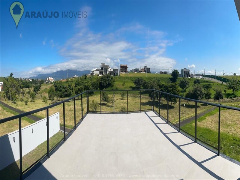 Casa em condomínio a Venda no Parque Ipiranga em Resende