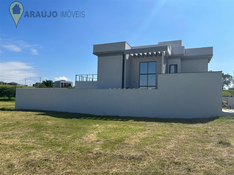 Casa em condomínio a Venda no Parque Ipiranga em Resende