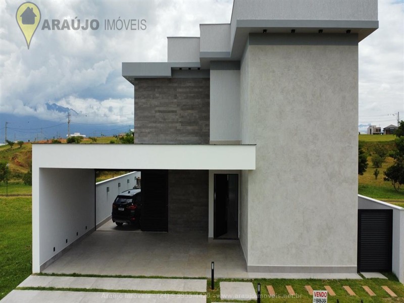 Casa em condomínio a Venda no Parque Ipiranga em Resende
