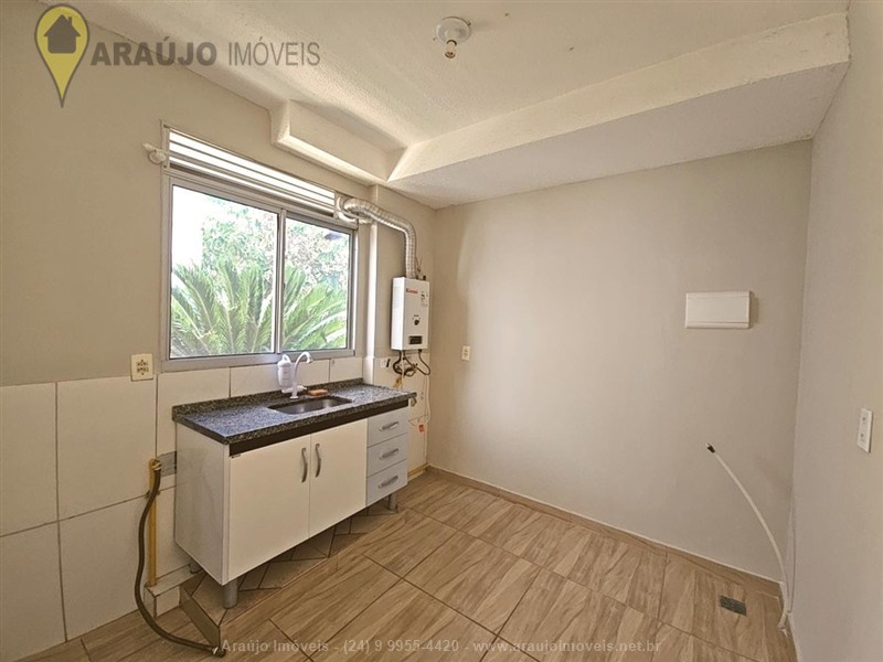 Apartamento para Venda ou Alugar no Mirante de Serra em Resende