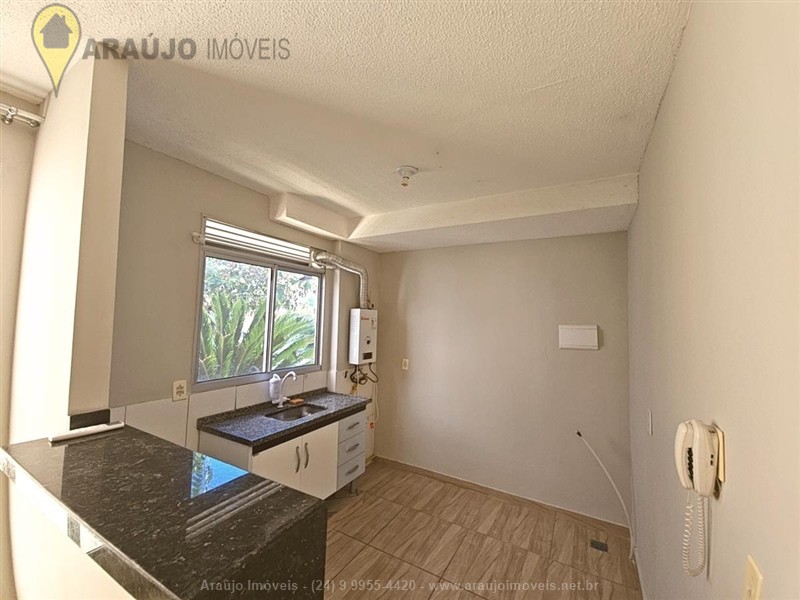 Apartamento para Venda ou Alugar no Mirante de Serra em Resende