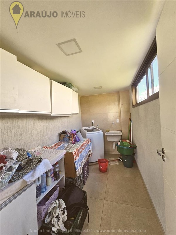 Casa em condomínio a Venda no Parque Ipiranga em Resende