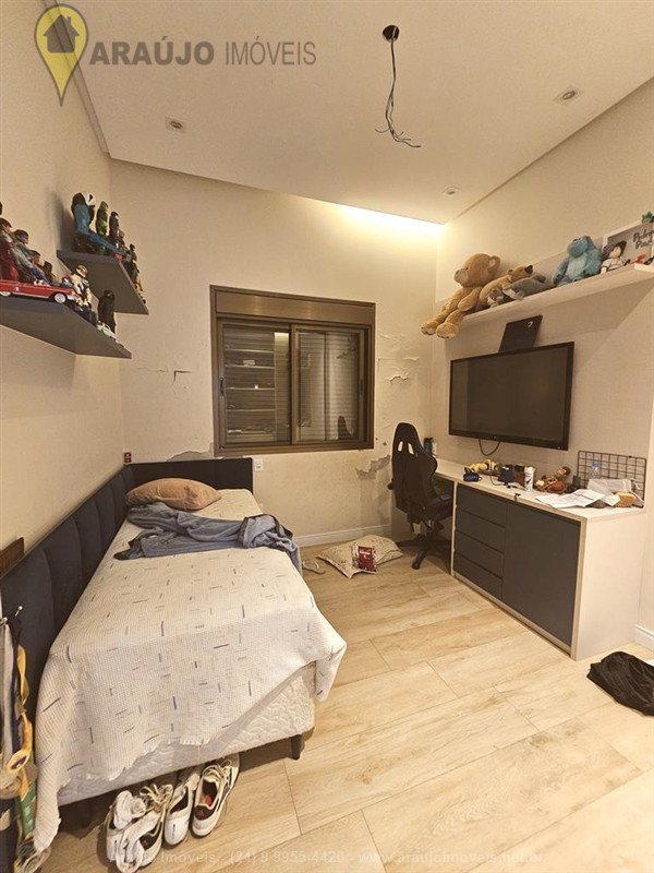 Casa em condomínio a Venda no Parque Ipiranga em Resende