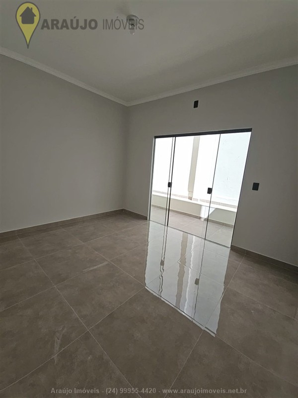 Casa a Venda no Vila Verde em Resende