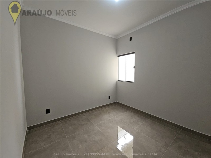 Casa a Venda no Vila Verde em Resende