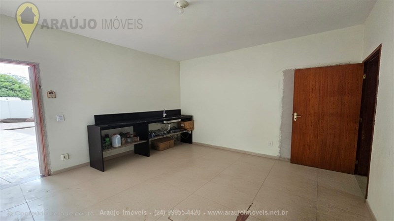 Loja para Alugar no Jardim Brasília em Resende