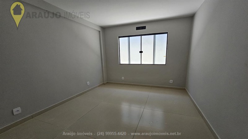 Casa a Venda no Parque Ipiranga II em Resende