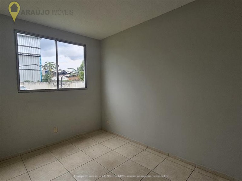 Apartamento para Venda ou Alugar no Alegria em Resende