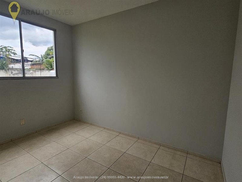 Apartamento para Venda ou Alugar no Alegria em Resende