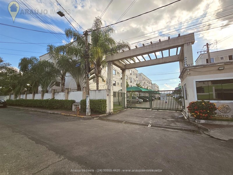 Apartamento para Venda ou Alugar no Alegria em Resende