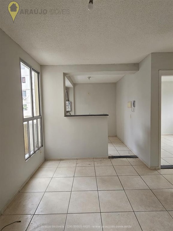 Apartamento para Venda ou Alugar no Alegria em Resende