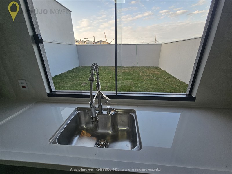 Casa a Venda no Parque Ipiranga em Resende