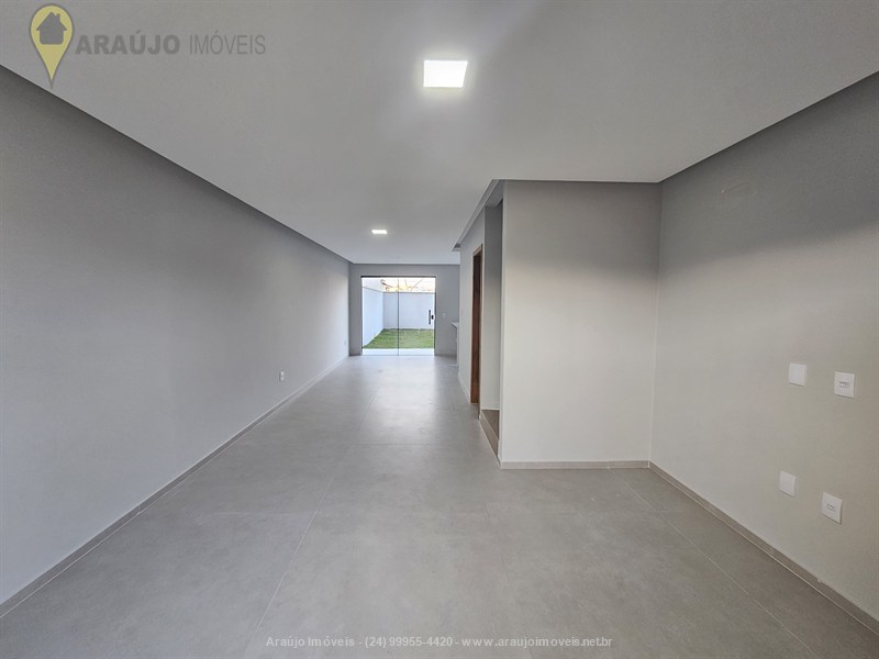 Casa a Venda no Parque Ipiranga em Resende