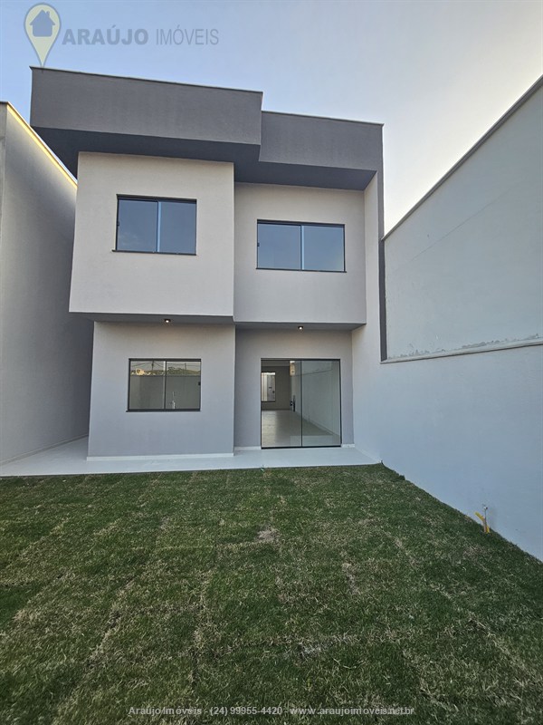 Casa a Venda no Parque Ipiranga em Resende