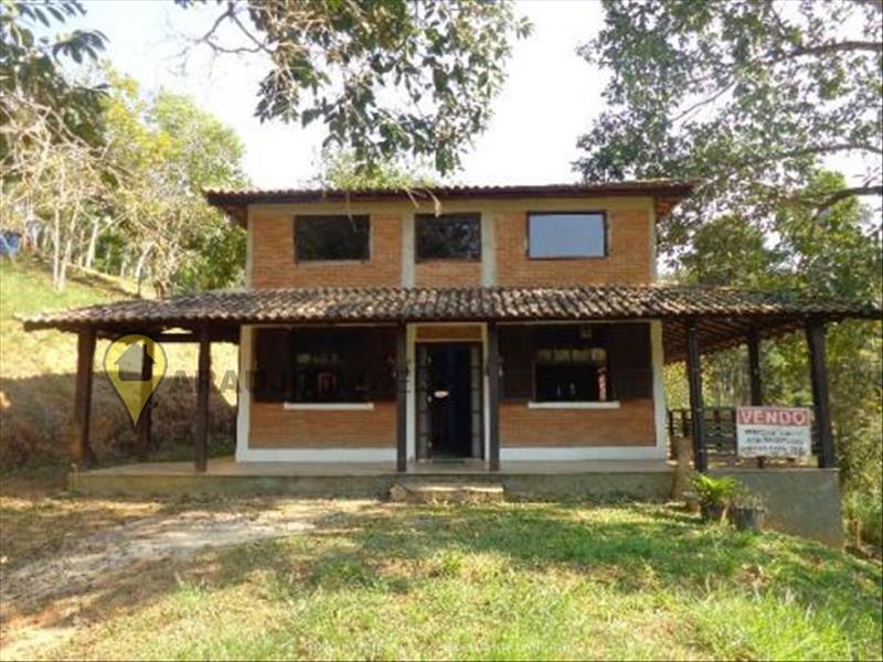 Casa a Venda no Penedo em Itatiaia