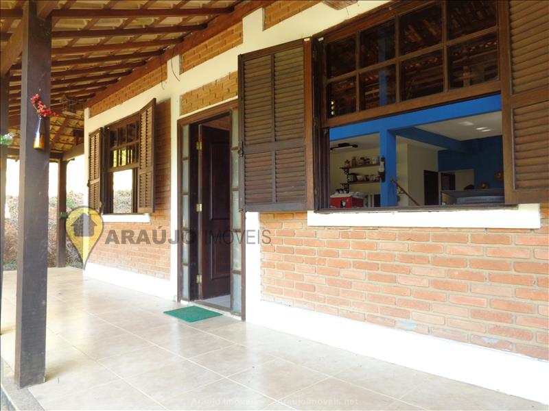 Casa a Venda no Penedo em Itatiaia