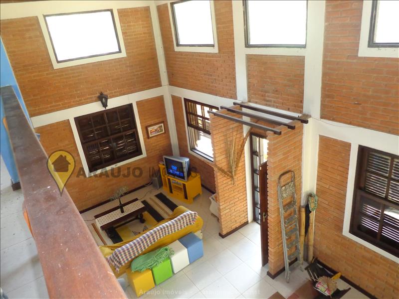 Casa a Venda no Penedo em Itatiaia