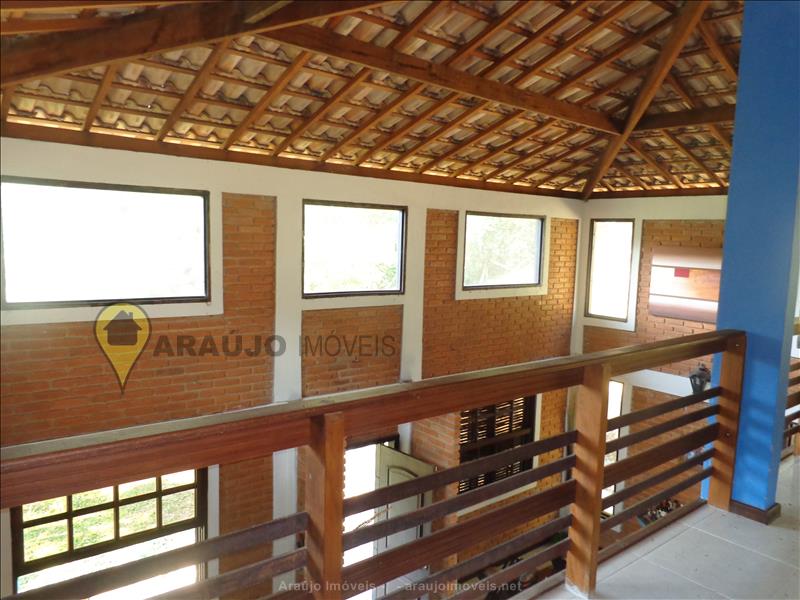 Casa a Venda no Penedo em Itatiaia